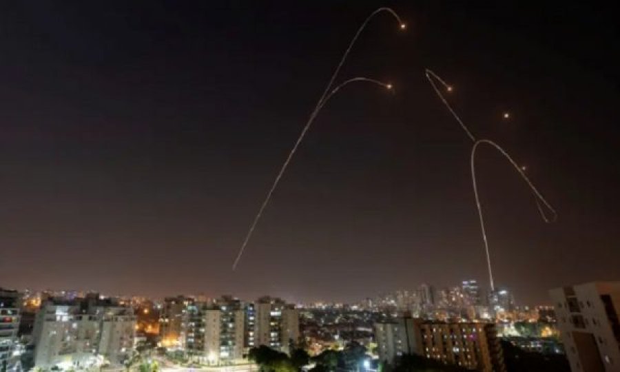 Palestinezët sulmojnë me raketa pas nënshkrimit të marrëveshjes në Shtëpi të Bardhë, ka të plagosur