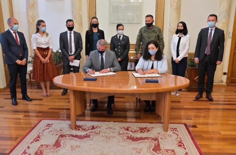 Manushaqe Nura emërohet nga Osmani dhe Quni në zyrën ndërlidhëse Kuvend-FSK