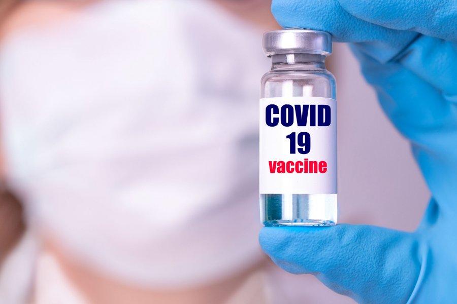 Prodhuesi i vaksinës: Vaksinimi i gjithë botës kundër Covid-19 nuk do të ndodhë deri në vitin 2024
