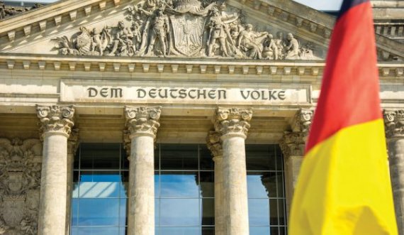  Gjermania planifikon të marrë 100 miliardë euro borxh vitin e ardhshëm 