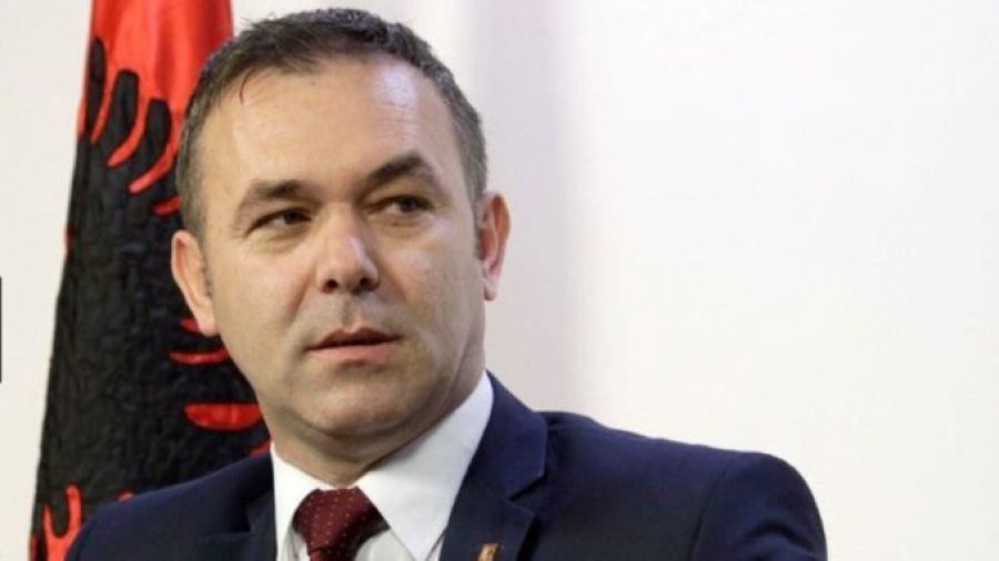  Rexhep Selimi thotë se në Uashington Kosova i fali Serbisë shumëçka 
