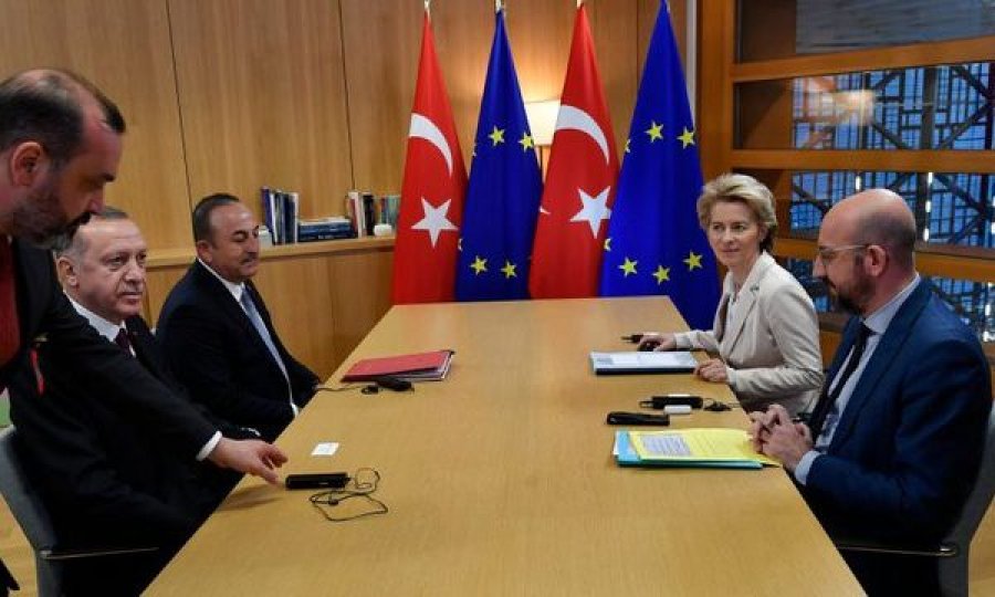 Presidentja e KE’së, mesazh të prerë Erdoganit: Tërhiqu, ne do mbrojmë Greqinë dhe Qipron