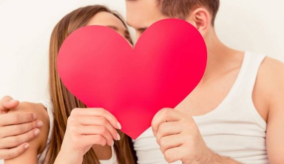 5 arsye pse duhet të jeni besnikë në dashuri