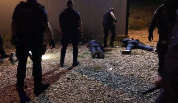 Përfundon aksioni në Karaçevë, raportohet se janë arrestuar 17 policë të lidhur me krimin