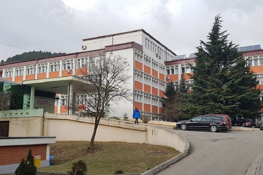 5 pacientë në spitalin e Pejës në gjendje të rëndë nga koronavirusi