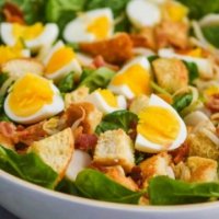 Vitamina kryesore për një kujtesë të fortë, doza e duhur dhe ushqimet ku e gjeni