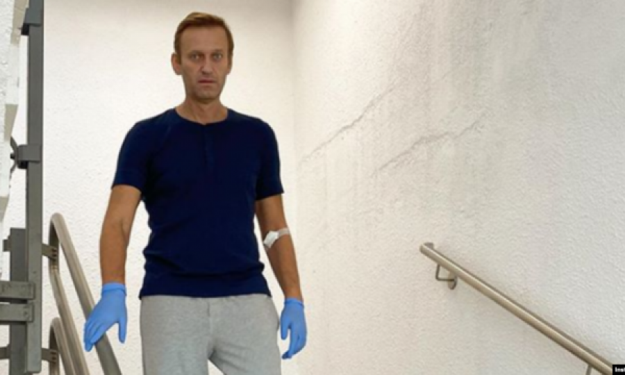 Navalny publikon fotografi në gjendje më të mirë shëndetësore