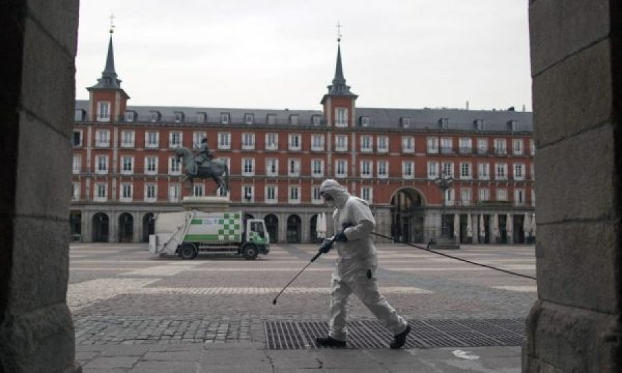 Shtimi i rasteve me koronavirus, rikthehen masat e izolimit në Madrid 