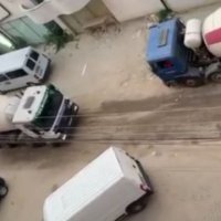 Zhurmë e pluhur nga kamionët qysh në mëngjes në rrugën ‘Muharrem Fejza’ në Prishtinë