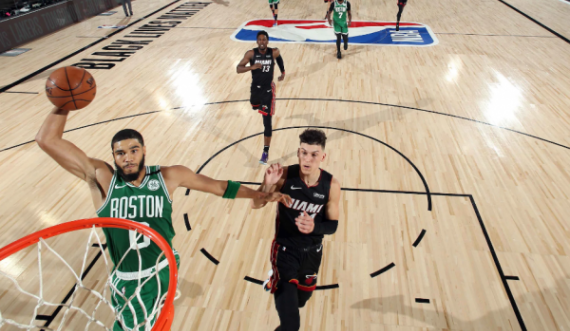 NBA: Celtics fitojnë ndaj Miamit, ndizet gjysmëfinalja