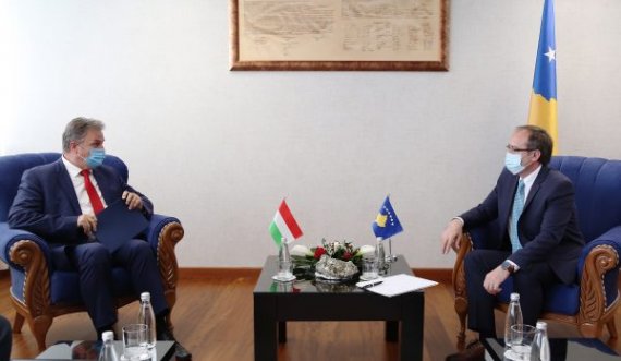 Hungaria mbështet Kosovën, ambasadori i ri: Janë përmbushur obligimet për liberalizimin e vizave