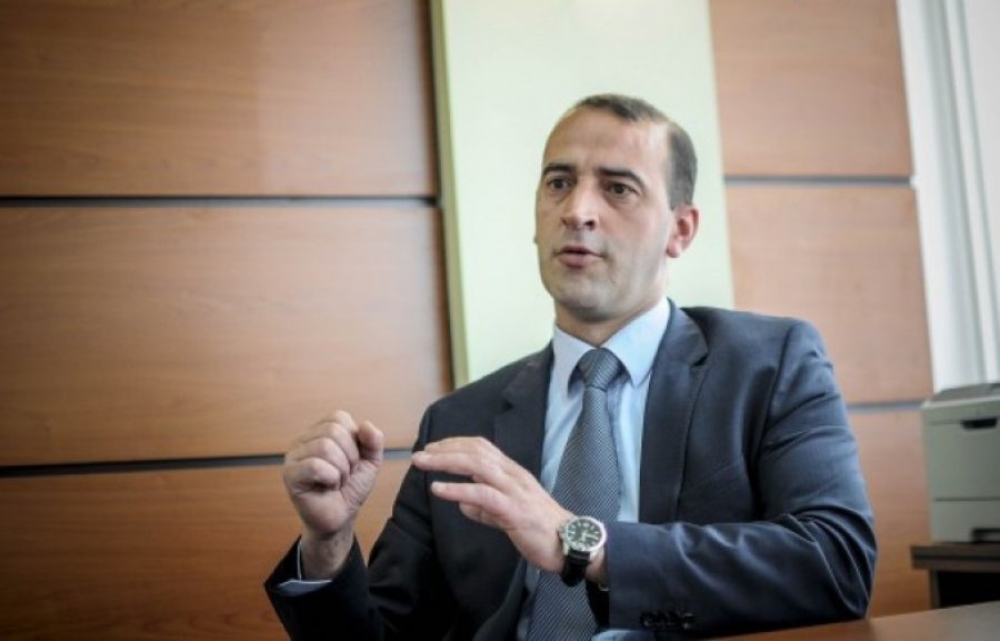 Haradinaj u lutet deputetëve që të kalojnë në lexim të parë Ligjin për Rimëkëmbjen Ekonomike