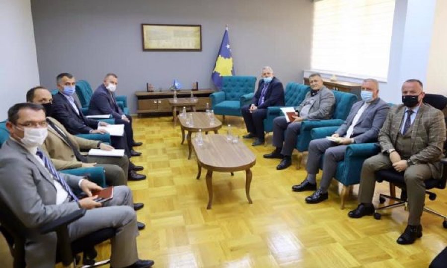 Rikthehen koordinatorët nacional, Veliu emëron 4 zëvendëministra në këto pozita