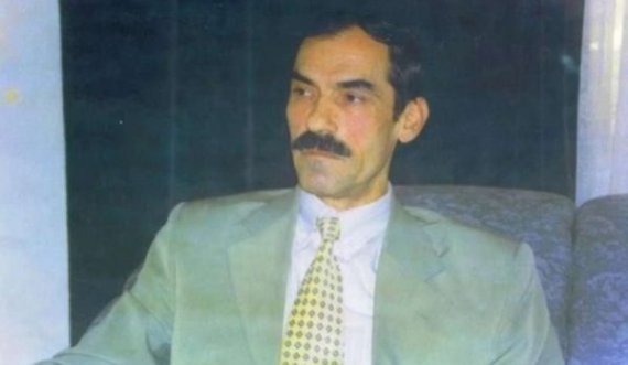 Shoqëruesi i Ahmet Krasniqit kujton momentin e vrasjes së kolonelit: Vrasësi nuk e njohu