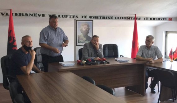 Në zyrën e veteranëve dikush e çon propozim aktakuzën për Thaçin dhe Veselin, publikohen edhe emrat tjerë