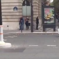 Alarm për bombë në Paris, evakuohet kulla Eiffel