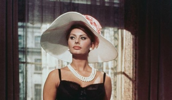 Sophia Loren rikthehet në ekran pas më shumë se një dekade në moshën 86-vjeçare! Ja filmi ku do të luajë