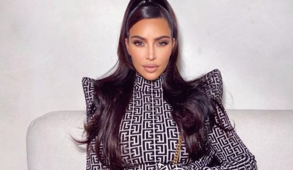 Kim Kardashian shfaqet si një kukull ‘Barbie’ në fotot e fundit