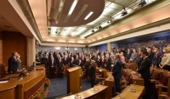 Konstituohet Kuvendi i Malit të Zi pa prezencën e Presidentit Milo Gjukanoviç