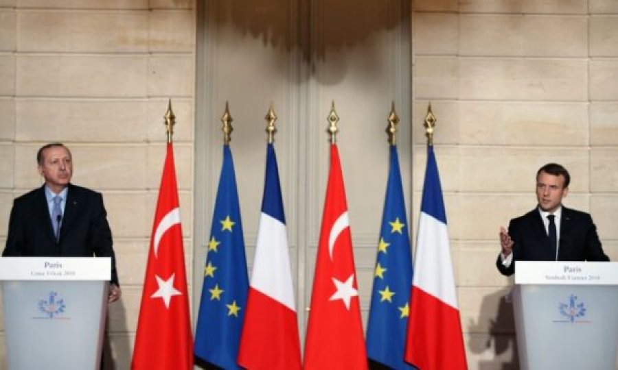 Franca pranon kërkesën e Turqisë për dialog, pas bisedës telefonike Erdogan – Macron
