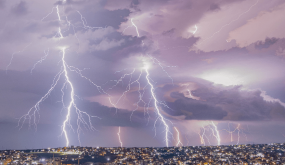 Instituti Hidrometeorologjik paralajmëron vërshime të nesërmen në këtë rajon të Kosovës