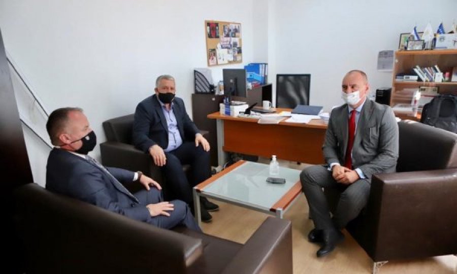 Gjatë këtij viti janë shqyrtuar mbi 4 mijë kërkesa për leje-qëndrim në Kosovë