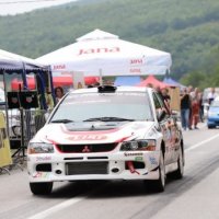 Fundjava sjell garat e automobilizmit në Zym