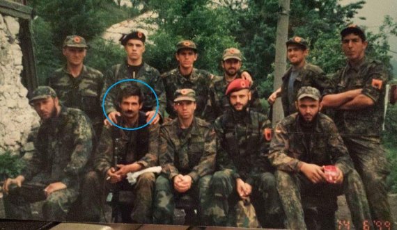 Historia e snpajperistit gjermano-amerikan që shërbeu krahë Agim Ramadanit në luftë