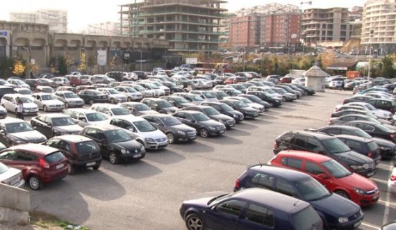 Ja sa do të jenë çmimet e parkingut në kryeqytet nga muaji tetor