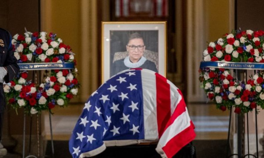 Gjykatësja Ginsburg, e para grua që nderohet me homazhe shtetërore në Kongresin amerikan