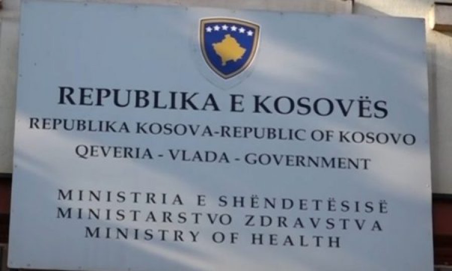 Ministria e Shëndetësisë reagon pas therjes me thikë të infermierit në QKUK