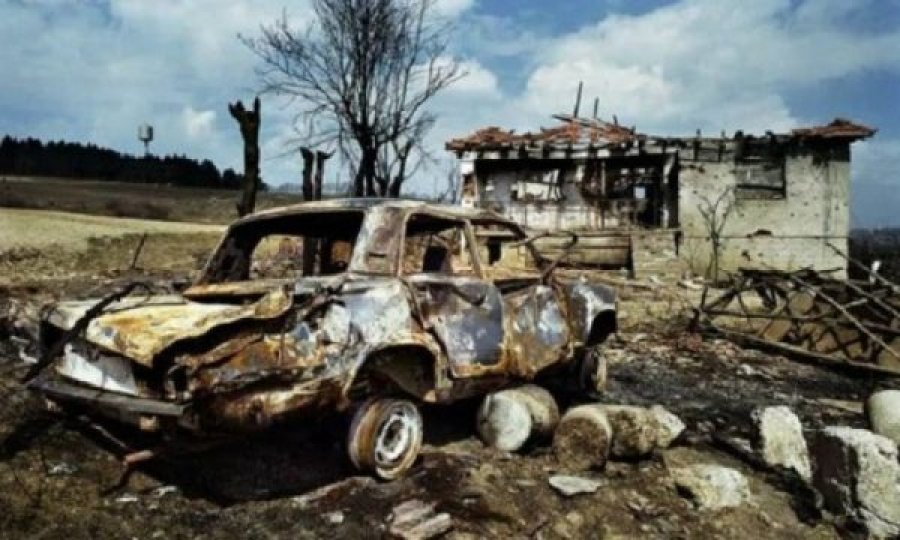 22 vjet nga masakra në Abri të Epërme, ishin masakruar 23 anëtarë të familjes Deliu