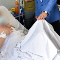 Kjo është gjendja shëndetësore e infermierit që u ther me thikë dje në QKUK