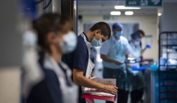 Anglia regjistron 17 viktima të reja të koronavirusit në spitale