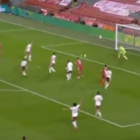 Diogo Jota debuton me gol të bukur te Liverpooli