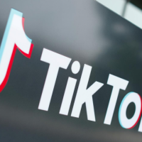 Gjykata shfuqizon vendimin e Trumpit për bllokimin e shkarkimit të TikTok-ut