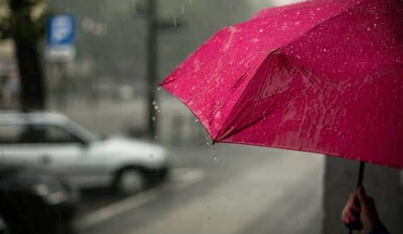 Sot mos u nisni askund pa çadër