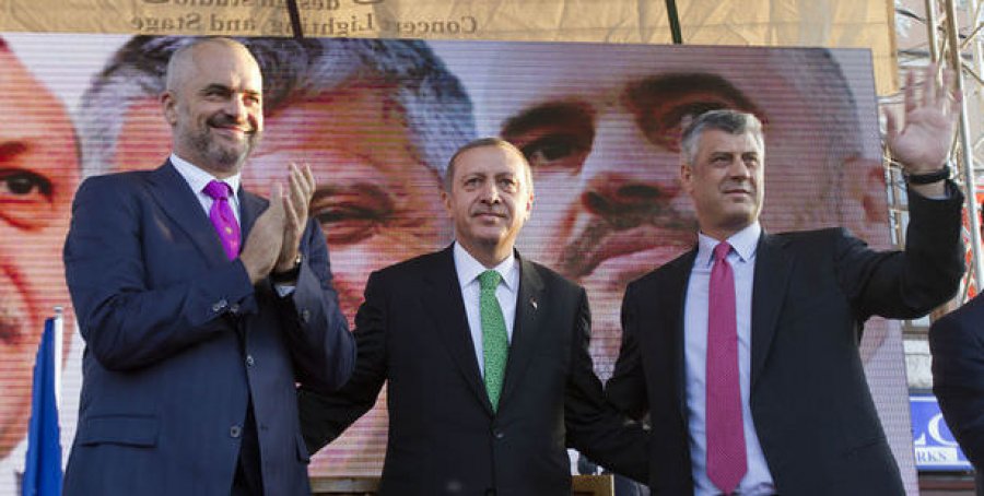 “Gabim” që Thaçi e Rama nuk u marrin “leje” turkofobëve kur vizitojnë Turqinë