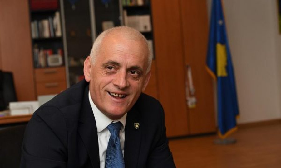 “Nuk përgjigjem”, ambasadori i Kosovës në Gjermani refuzon të dëshmojë për rastin e Agon Musliut