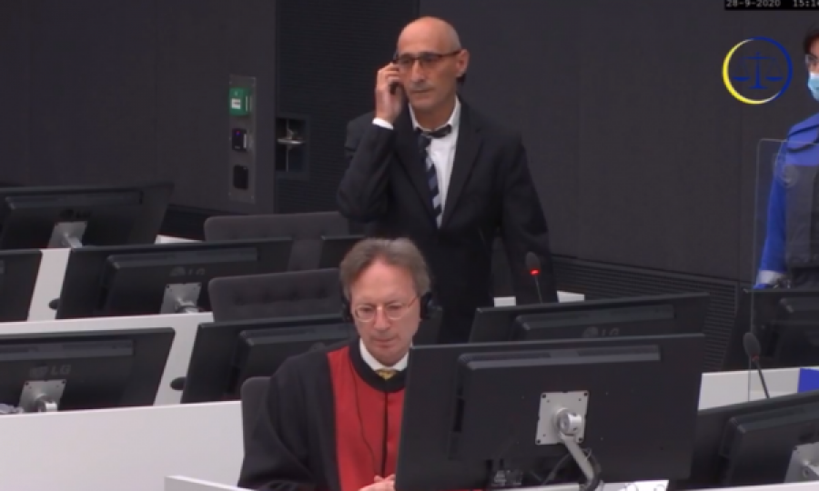 Përfundon seanca e parë e Tribunalit Special, Mustafa nuk pranoi të deklarohej rreth fajësisë
