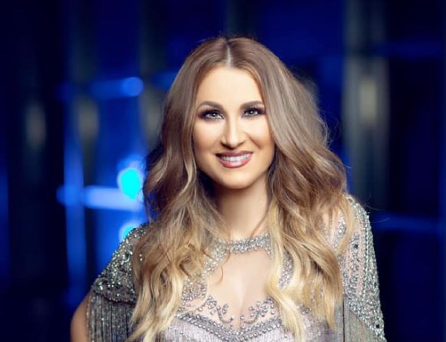 Mera Zymeri publikon këngën e re 'Gurbet me halle' 