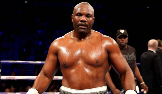 Chisora: Unë jam më i fortë dhe më i çmendur se Fury e Joshua 