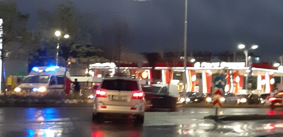 Ndeshje në Fushë-Kosovë, shkaktohen kolona të gjata në qytet