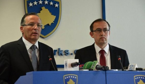 Ekonomistët më të mirë në Qeveri? PDK’ja thotë se e mposhtë në këtë sferë LDK’në