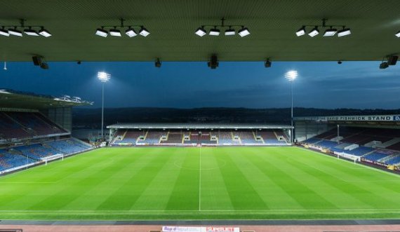 City kërkon çerekfinalen e Carabao Cup kundër Burnley