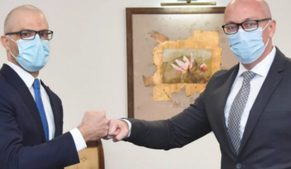  Ambasadori italian i shkon në zyrë Rakiqit me një porosi për çështjen e presidentit 