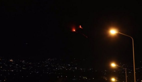  Re shpërthyese 9 kilometra nga vullkani Etna, mbyllet hapësira ajrore 