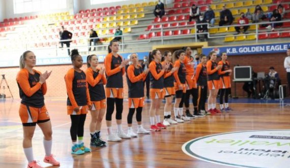 Bashkimi fiton dhe “blindon” vendin e parë