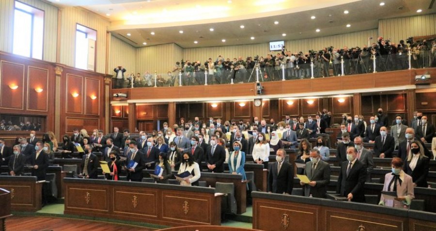 Seanca për zgjedhjen e Vjosa Osmanit presidente mbahet në këtë orë