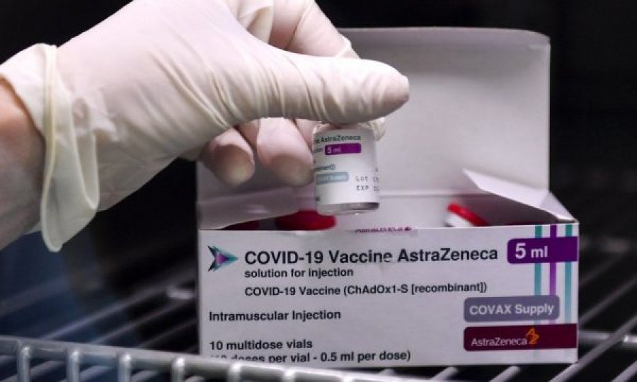 Britania mbron AstraZeneca-n, por regjistron 7 të vdekur nga mpiksja pas vaksinimit